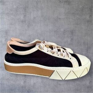 SCHUTZ Black and White Womans Sneakers. Size 10.